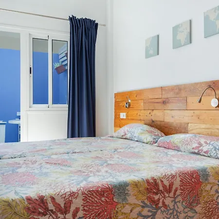 Luminoso Lagos Nyaraló *